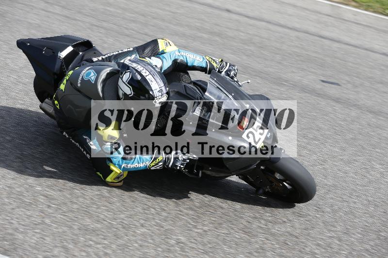 /53 16.09.2025 Track Day Domi Aegerter ADR/Gruppe rot/25
